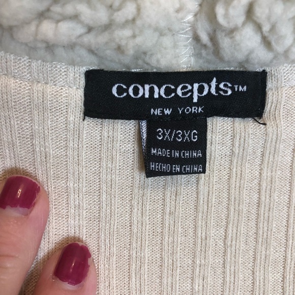 Concepts Sleeveless Sherpa with Suede Like Front and Ribbed Knit Back.  Size 3X - Picture 4 of 10